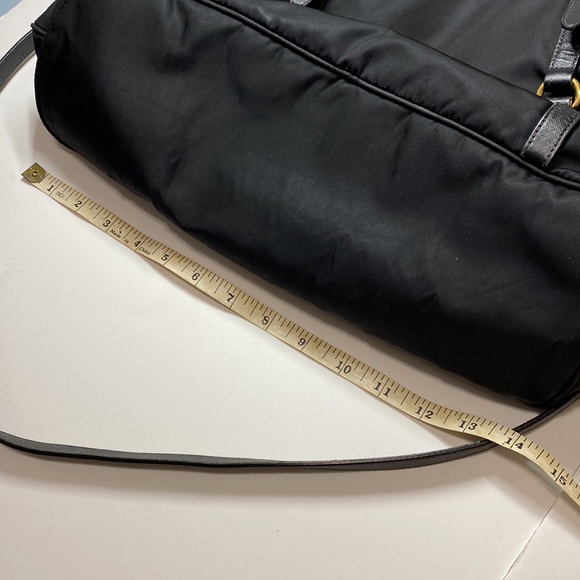 Vintage Prada Saffiano Triang Purse Baltic Black 2004 - Picture 8 of 12